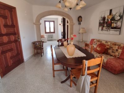 Grosse Wohnung mit Garage, Garten, Terrasse mit Teilmeerblick in Alquieria Blanca -- AP 11