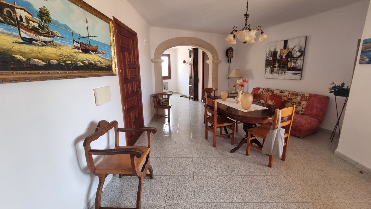 Grosse Wohnung mit Garage, Garten, Terrasse mit Teilmeerblick in Alquieria Blanca -- AP 11