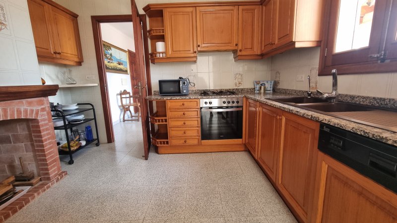 Grosse Wohnung mit Garage, Garten, Terrasse mit Teilmeerblick in Alquieria Blanca -- AP 11