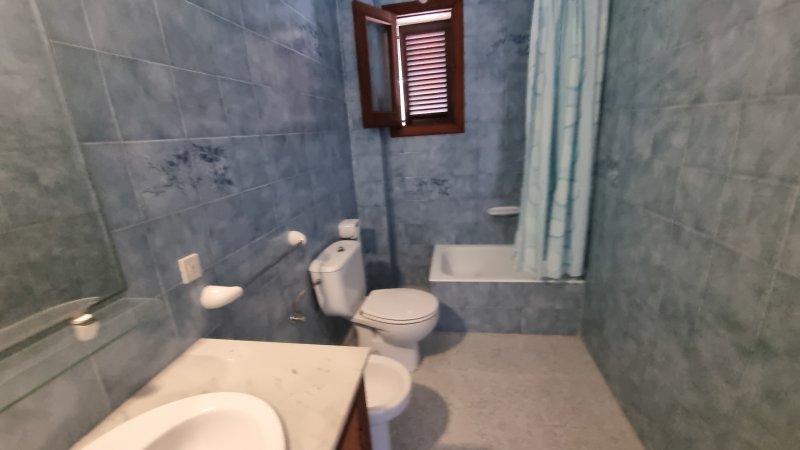 Grosse Wohnung mit Garage, Garten, Terrasse mit Teilmeerblick in Alquieria Blanca -- AP 11