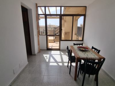 Grosse Wohnung mit Garage, Garten, Terrasse mit Teilmeerblick in Alquieria Blanca -- AP 11