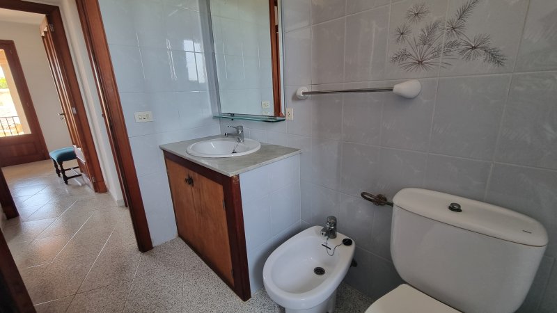 Grosse Wohnung mit Garage, Garten, Terrasse mit Teilmeerblick in Alquieria Blanca -- AP 11