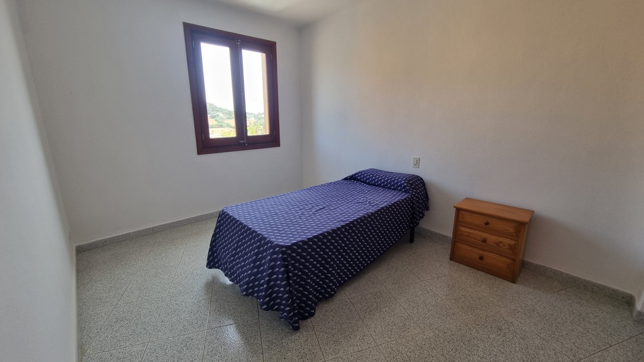 Grosse Wohnung mit Garage, Garten, Terrasse mit Teilmeerblick in Alquieria Blanca -- AP 11