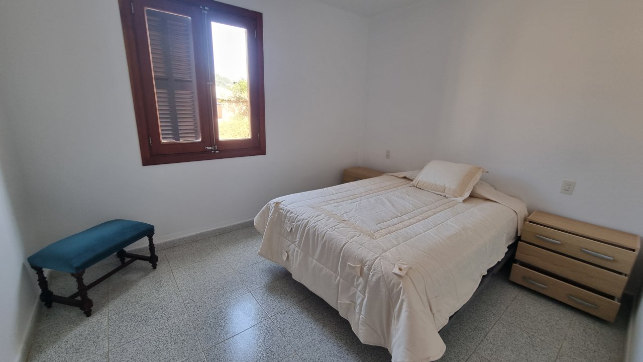 Grosse Wohnung mit Garage, Garten, Terrasse mit Teilmeerblick in Alquieria Blanca -- AP 11