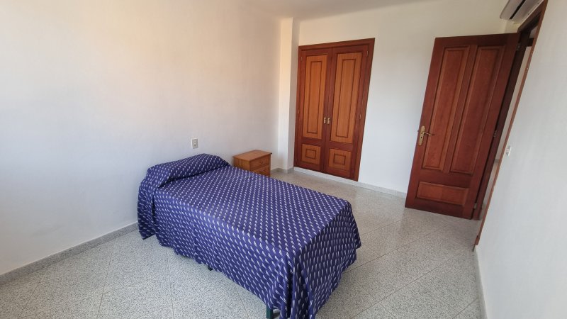 Grosse Wohnung mit Garage, Garten, Terrasse mit Teilmeerblick in Alquieria Blanca -- AP 11