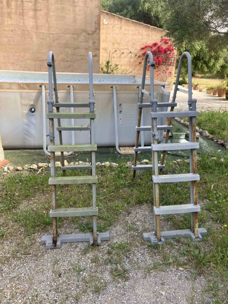 Großer  Bestway Pool