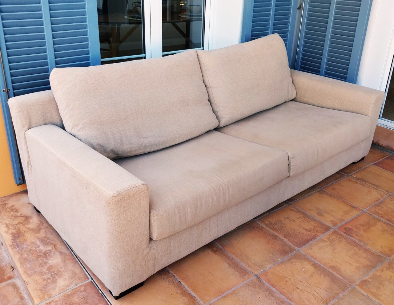 Large 3-seater sofa