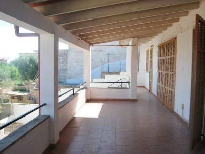 Large apartment with garden, terrace and garage in Santanyi --- AP 149