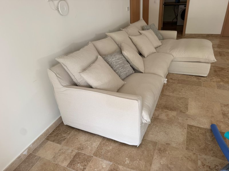 Sofá esquinero grande / sofá en L en beige, casi como nuevo
