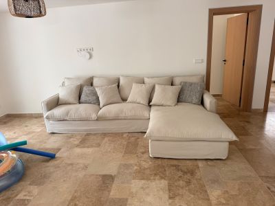 Sofá esquinero grande / sofá en L en beige, casi como nuevo
