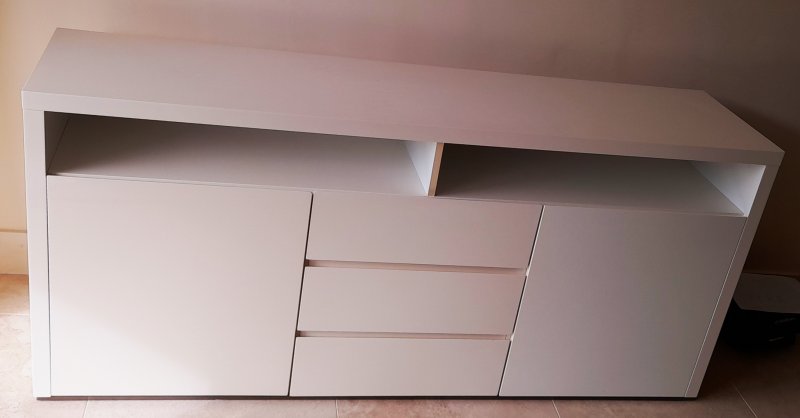 Grosses Sideboard