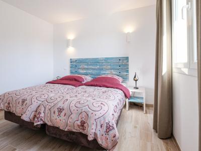 Großzügiges Reihenhaus mit Pool und Dachterrasse in SIllot