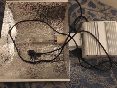 Grow tent incl. equipment