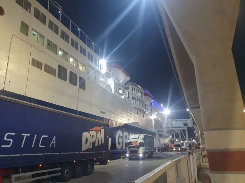 Günstige Umzüge und Transporte auf das Festland und nach Mallorca