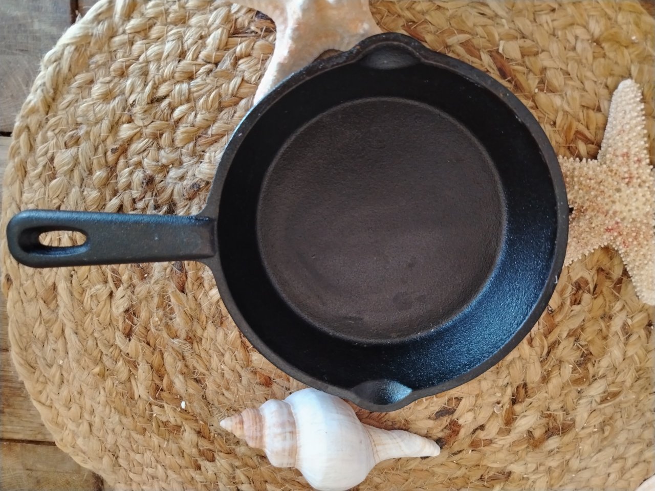 Gusseisen Pfännchen