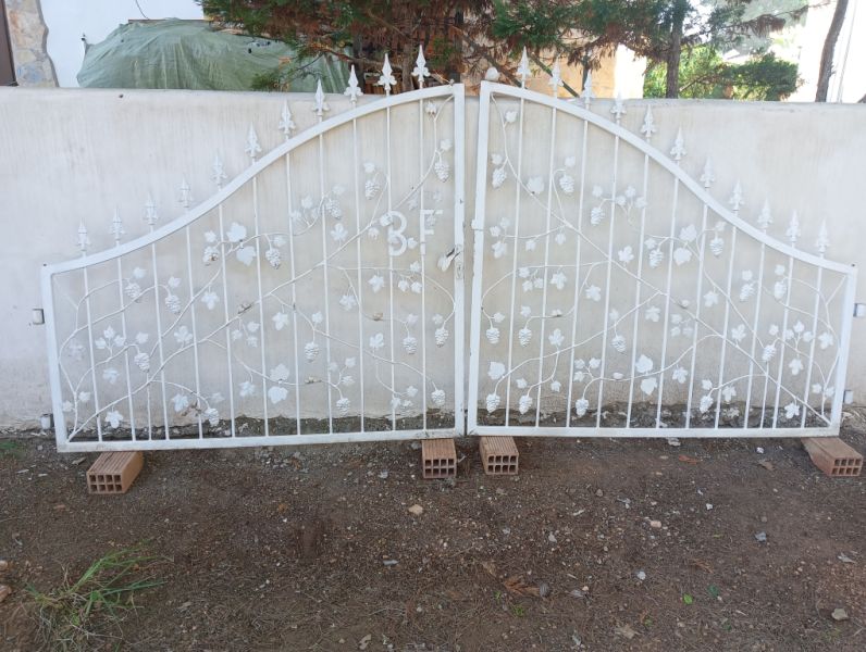 Cast Iron Gate