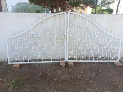 Cast Iron Gate