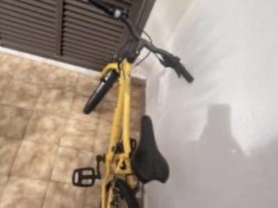 Gut erhaltendes schönes Bike für Kinder