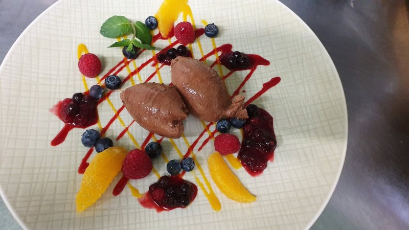 Buen jefe de cocina busca buen empleador