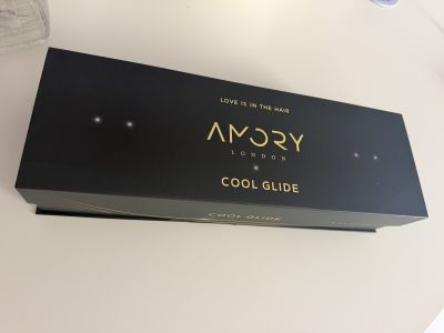Hair Straightener/Glätteisen abzugeben