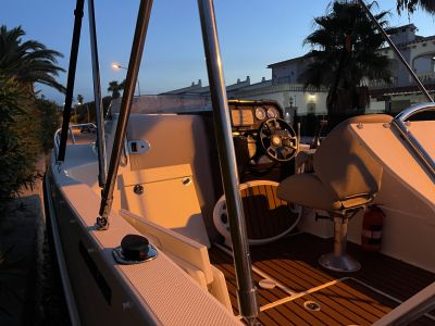 Shared ownership motorboat Quicksilver 470 Cabin, 100 HP with trailer in Cala Murada