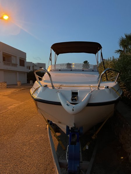Shared ownership motorboat Quicksilver 470 Cabin, 100 HP with trailer in Cala Murada