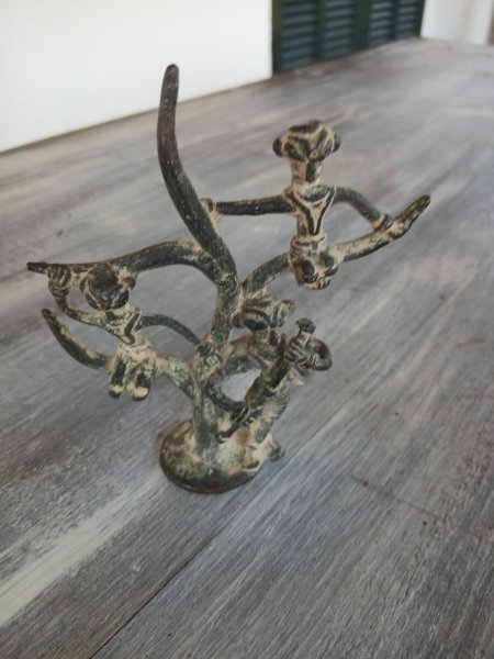 Handbemalte indische Holz & Ton und Dhocra-Bronce-Figuren