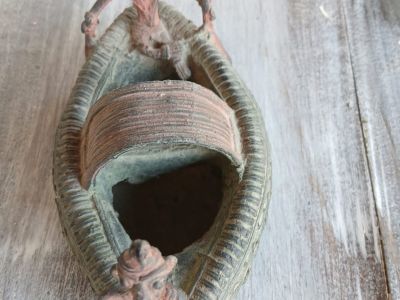 Handbemalte indische Holz & Ton und Dhocra-Bronce-Figuren