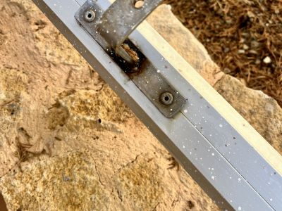 Handlauf Treppengeländer aus Alu, 6,04 m lang, 6 cm breit (un pretil / a handrail)