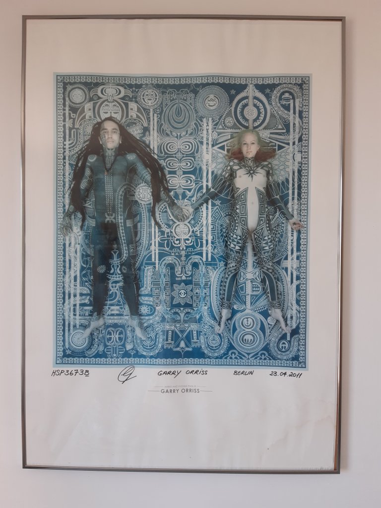handsigniertes Poster gerahmt