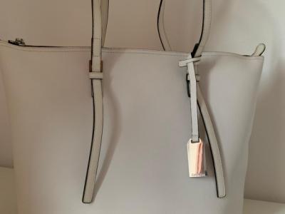 Handbag Celvin Klein, white, like new