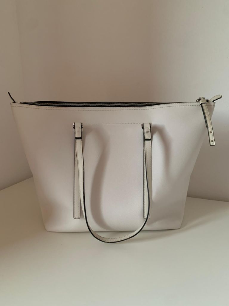 Handbag Celvin Klein, white, like new