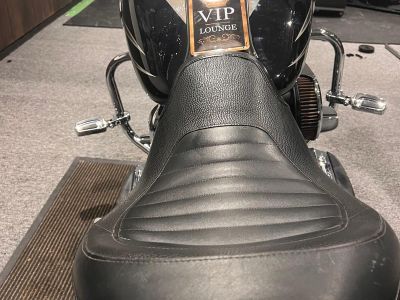 HARLEY-DAVIDSON Road King