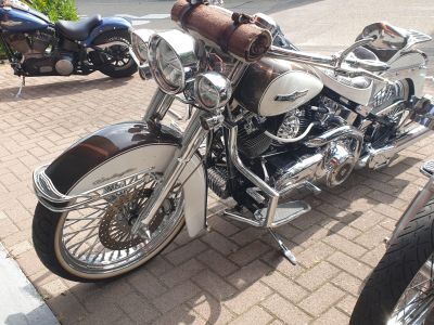 HARLY - DAVIDSON