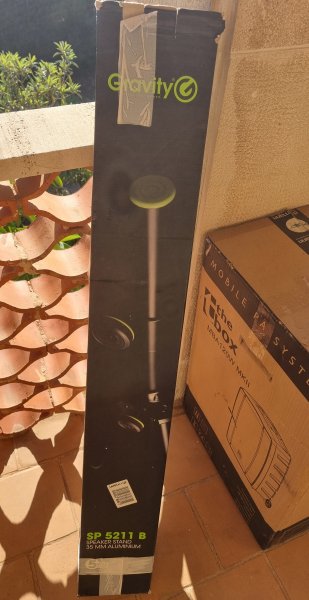 Main Set "The Box" incl. accessories + speaker stand (as a set or individually)