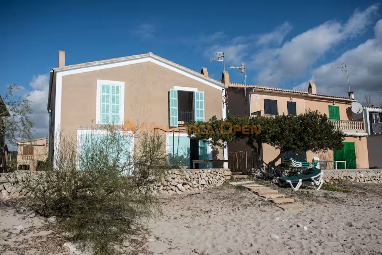Haus direkt am Strand in Cala Bona