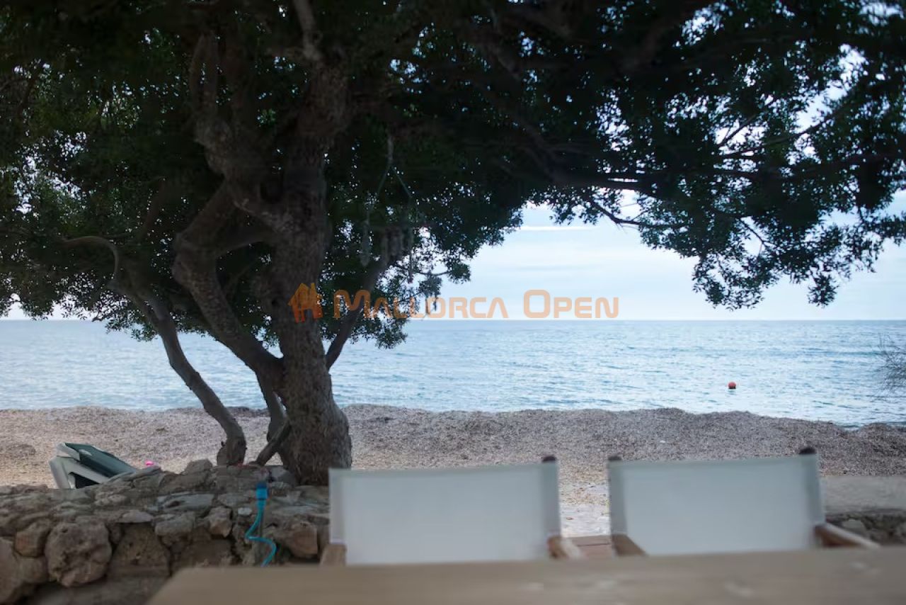 Casa a pie de playa en Cala Bona