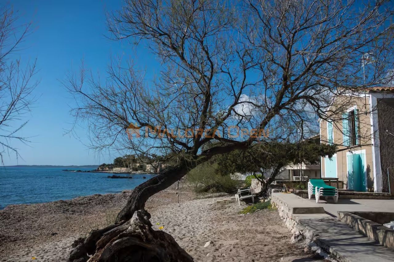 Casa a pie de playa en Cala Bona