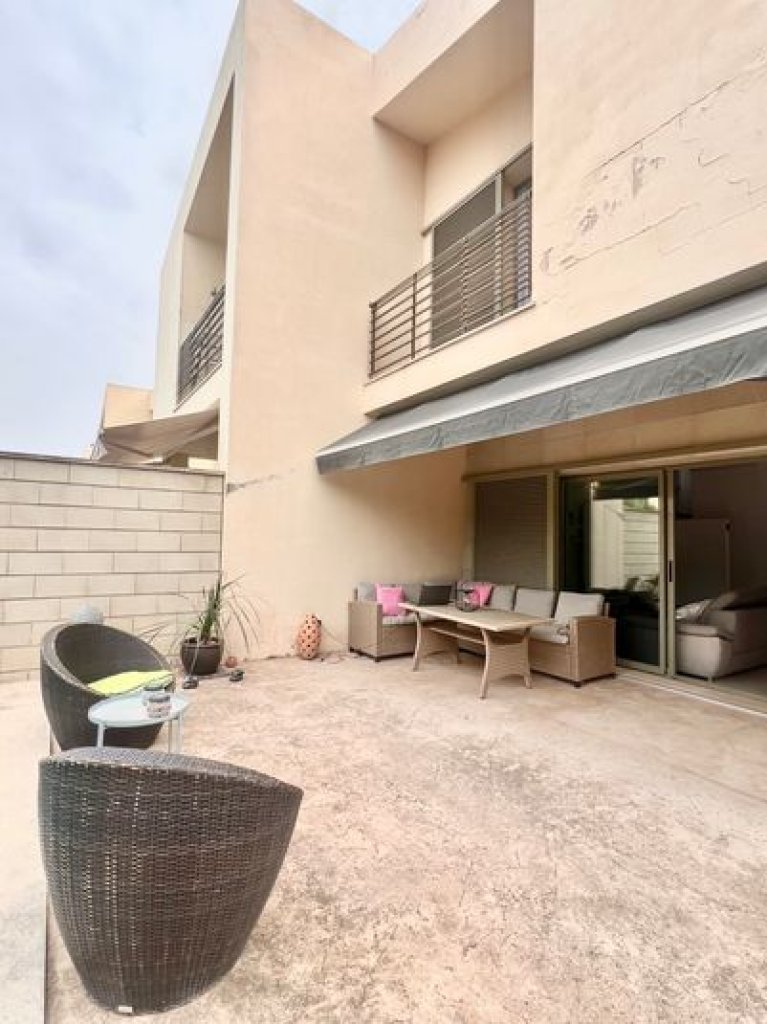 Casa en Puig de Ros con piscina