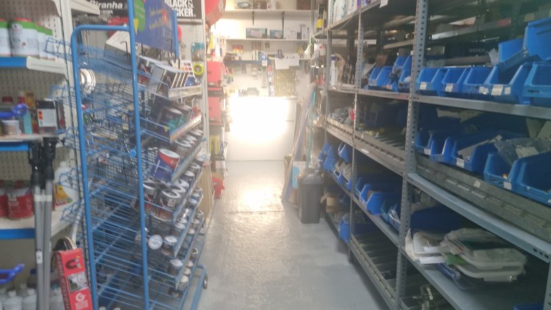 Tienda de artículos del hogar en venta - con o sin Traspaso --- Ses Salines _ L 01