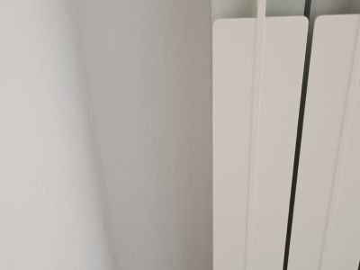 Heizkörper in sehr gutem Zustand abzugeben