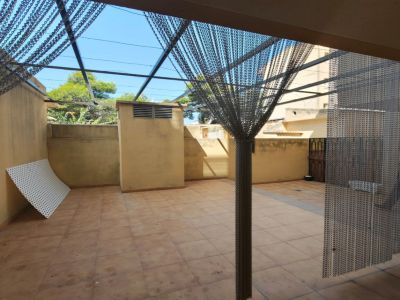 Luminoso y espacioso apartamento con terraza y patio en Porto Christo -- AP 113 KN