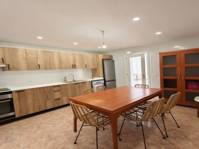 Luminoso y espacioso apartamento con terraza y patio en Porto Christo -- AP 113 KN