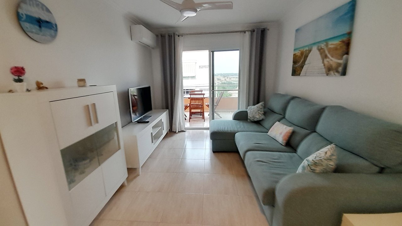 Bright, friendly apartment with heating and parking in Colonia St Jordi - AP 152