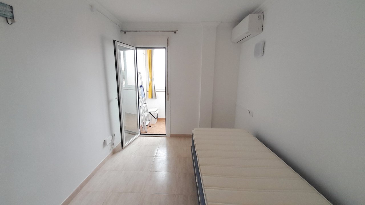 Bright, friendly apartment with heating and parking in Colonia St Jordi - AP 152
