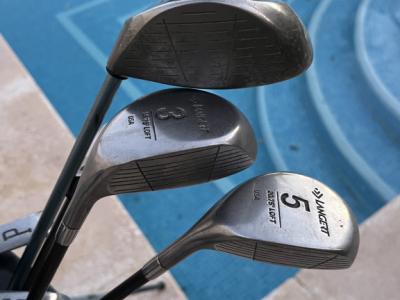 Herren Golfset mit Schlägersatz z.t. Callaway und Bällen