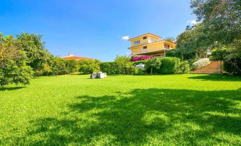 Herrliche Villa mit Pool