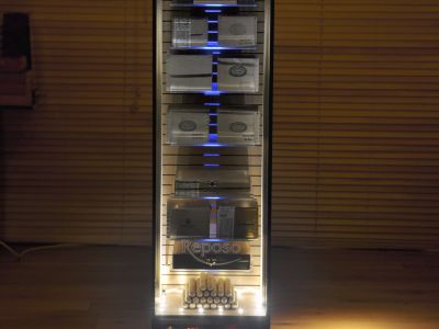 High End Humidor Glasschrank. Handmade in Germany