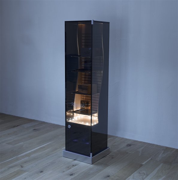 High End Humidor Glasschrank. Handmade in Germany