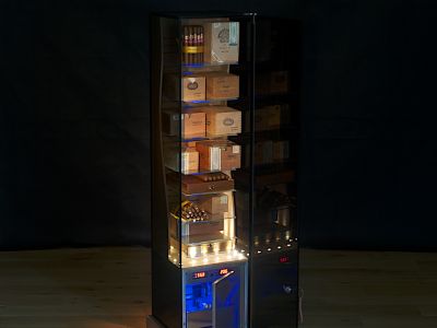 High End Humidor Glasschrank. Handmade in Germany